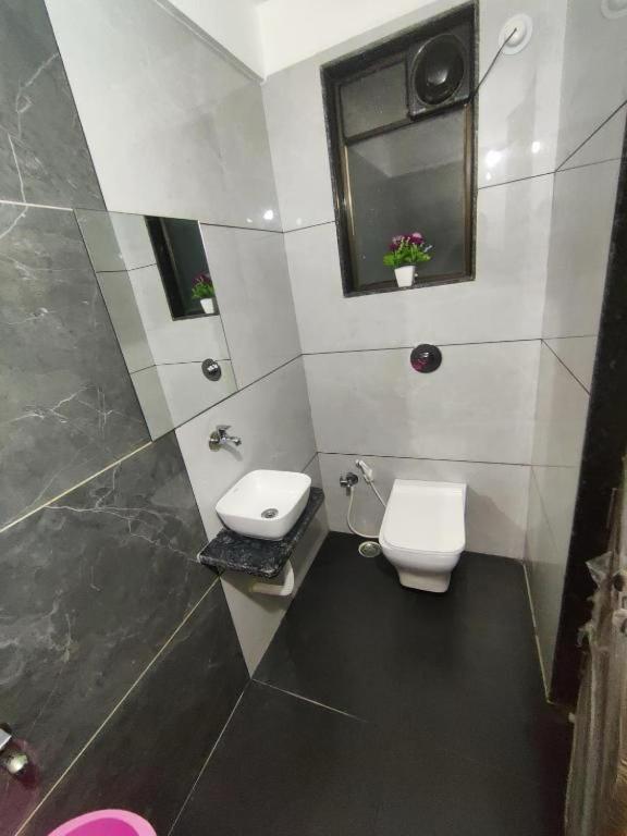 Hotel Shree Sai Ширди Экстерьер фото