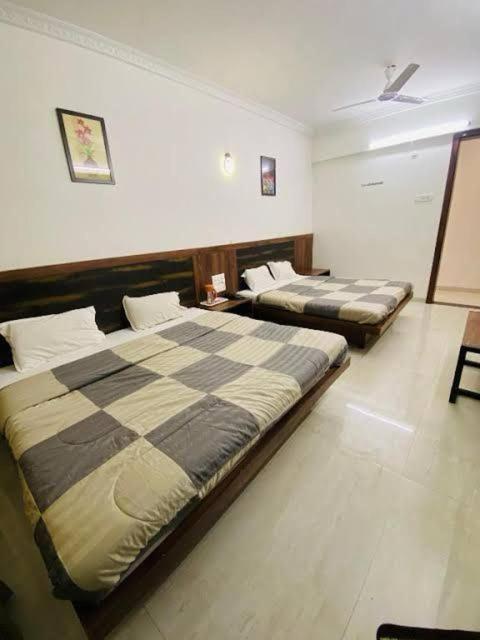 Hotel Shree Sai Ширди Экстерьер фото