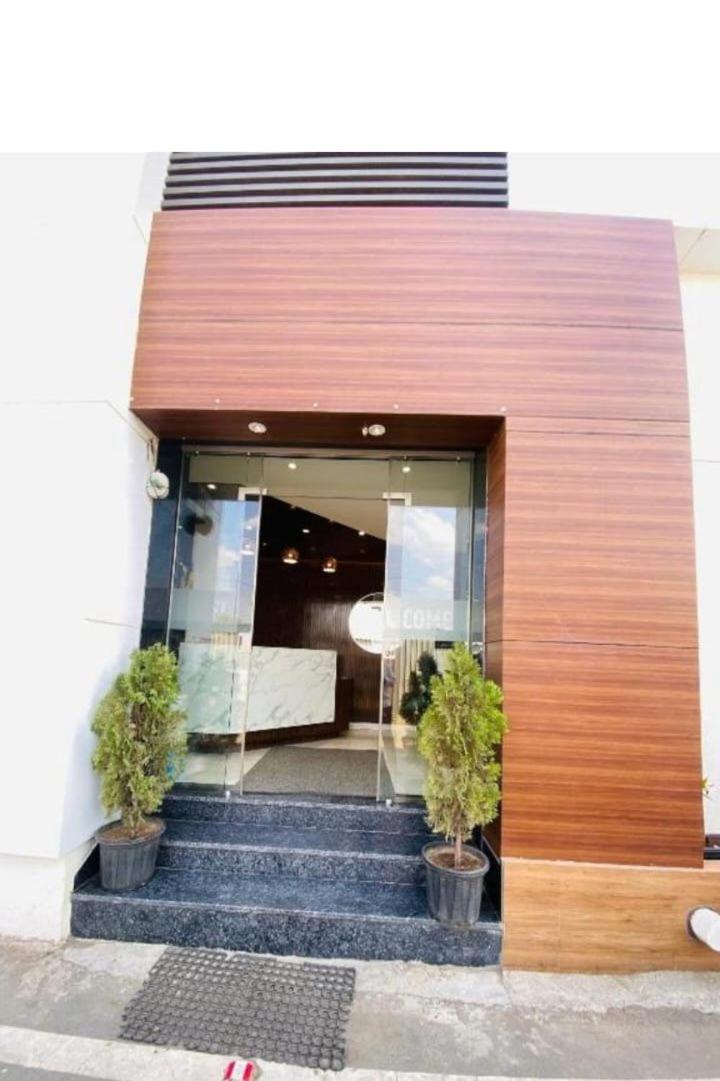 Hotel Shree Sai Ширди Экстерьер фото